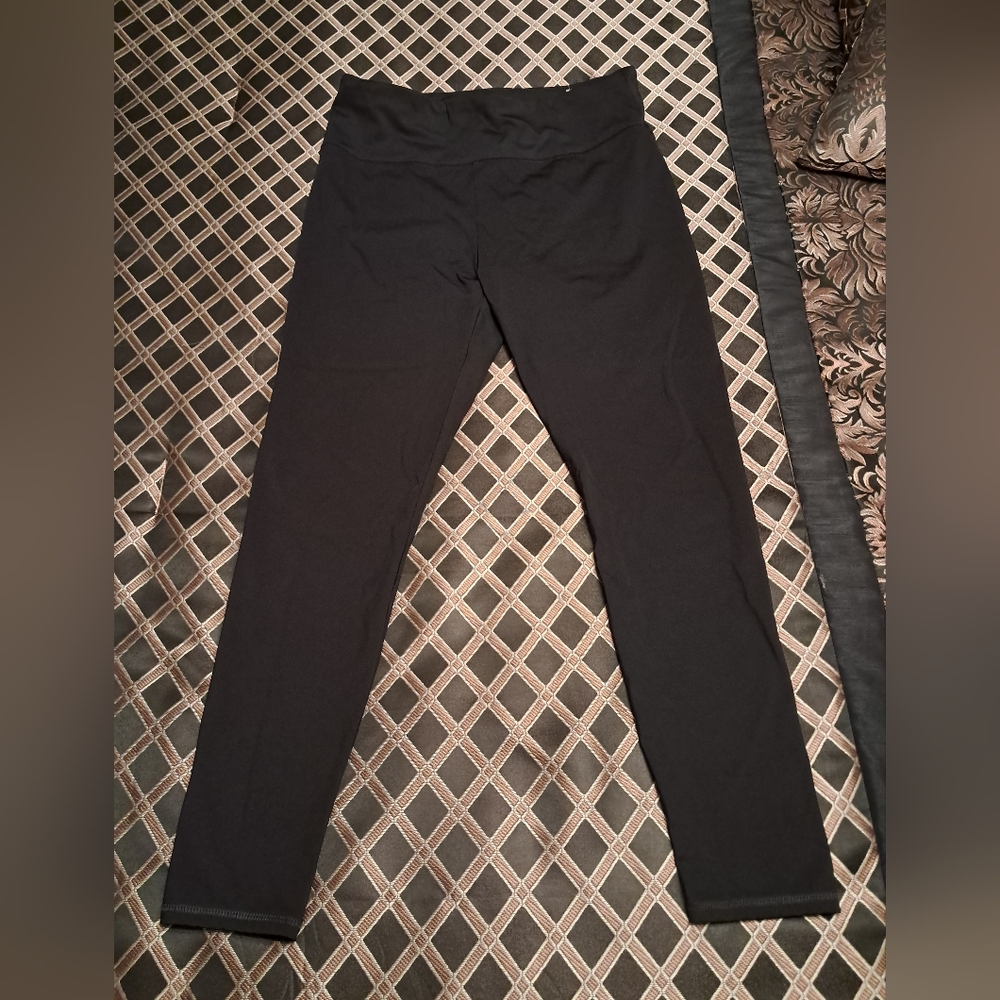 Maurices high waisted leggings.
